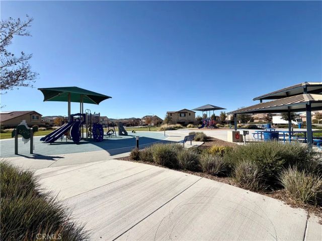 26564 Rosebay Way, Menifee, CA 92585