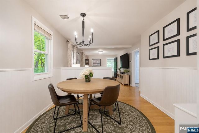 90 Highland Street, Park Ridge, NJ 07656