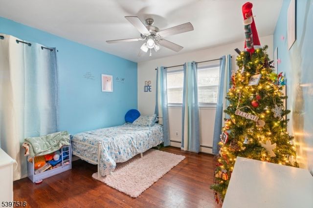 1264 Ringwood Ave, Pompton Lakes Boro, NJ 07442