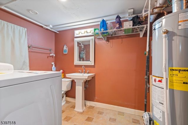 1264 Ringwood Ave, Pompton Lakes Boro, NJ 07442