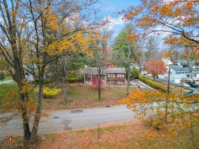 1264 Ringwood Ave, Pompton Lakes Boro, NJ 07442