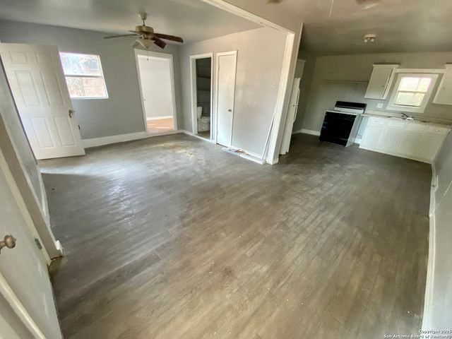 148 GIFFORD ST, San Antonio, TX 78211