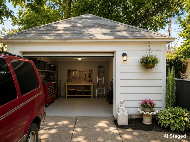 3420 Burchfield Drive, Lansing, MI 48910