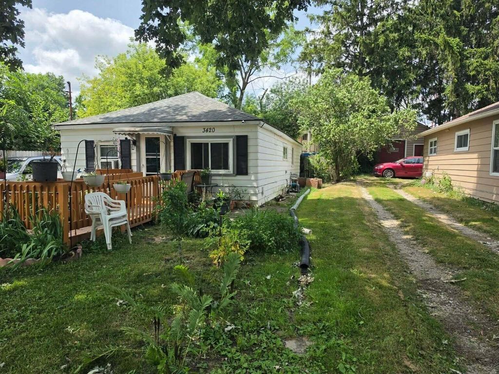 3420 Burchfield Drive, Lansing, MI 48910