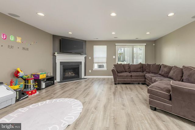 1027 PRIME PL, Sewell, NJ 08080