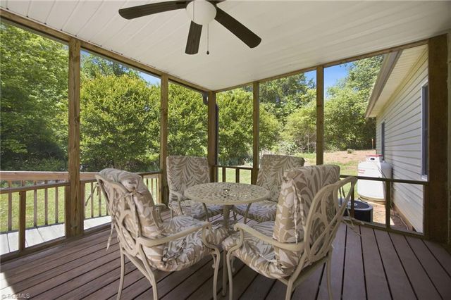 1112 Eaton Place Court, Yadkinville, NC 27055