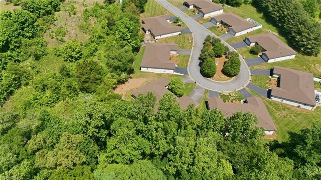 1112 Eaton Place Court, Yadkinville, NC 27055