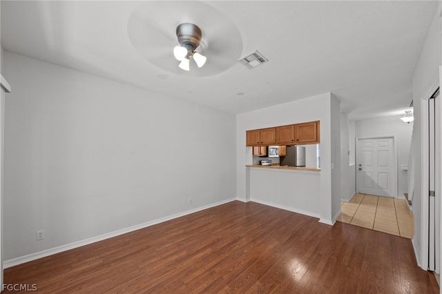 8273 Pacific Beach DR, Fort Myers, FL 33966