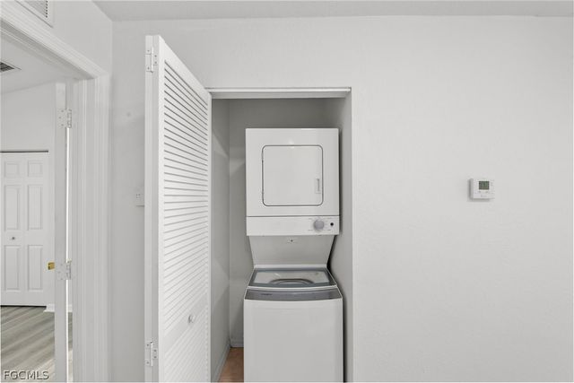 8273 Pacific Beach DR, Fort Myers, FL 33966