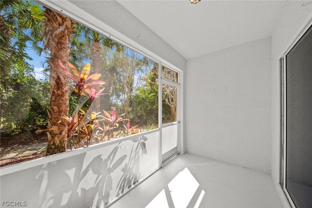 8273 Pacific Beach DR, Fort Myers, FL 33966