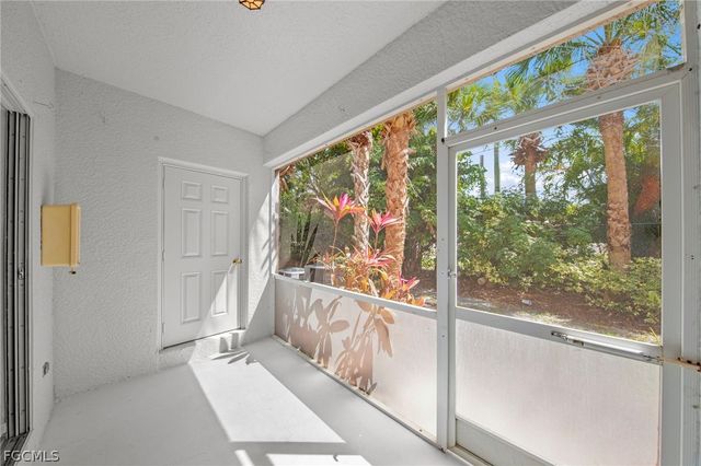 8273 Pacific Beach DR, Fort Myers, FL 33966