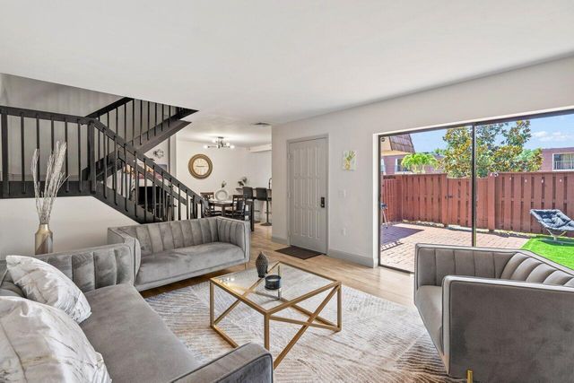 3571 SW Sunset Trace Circle, Palm City, FL 34990