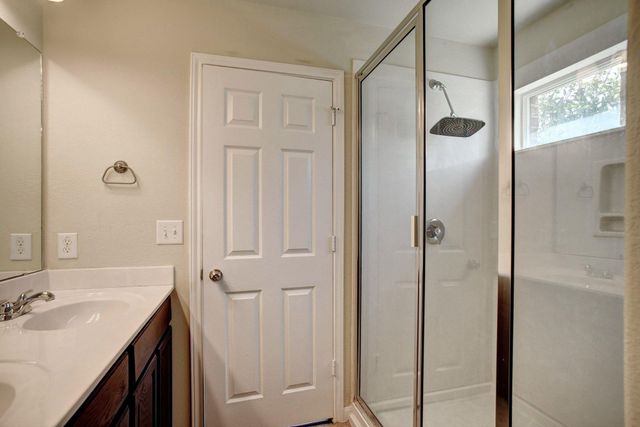 410 S Hunting Lodge LN, Bastrop, TX 78602