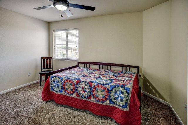 410 S Hunting Lodge LN, Bastrop, TX 78602