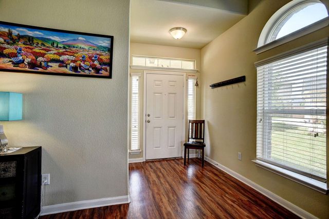 410 S Hunting Lodge LN, Bastrop, TX 78602