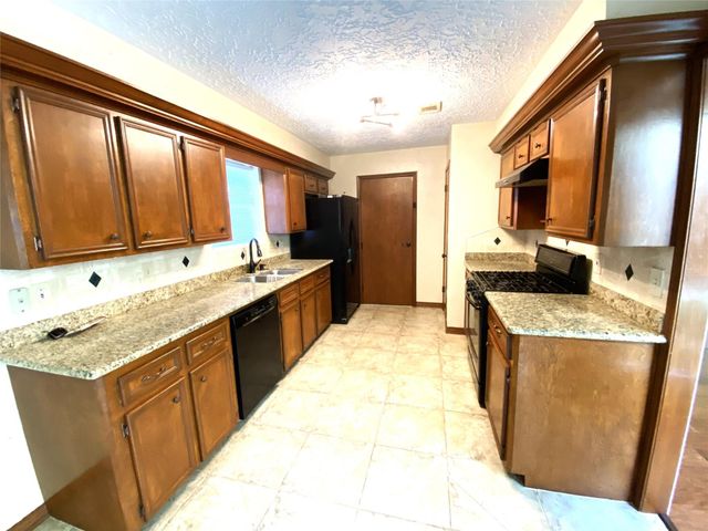 22522 Smokey Hill Drive, Katy, TX 77450