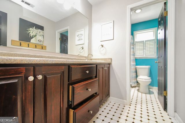 108 Meadownland Trail, Lagrange, GA 30240