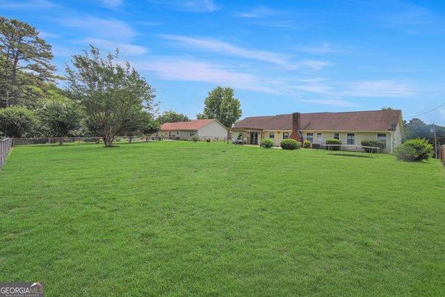 108 Meadownland Trail, Lagrange, GA 30240