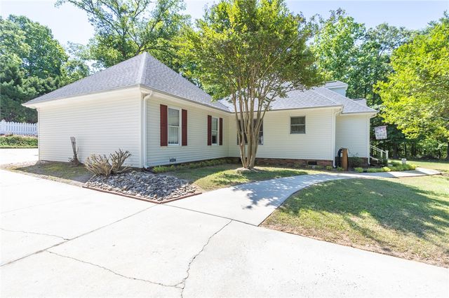 151 Hannah Circle, Anderson, SC 29621