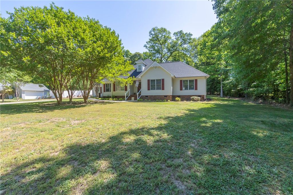 151 Hannah Circle, Anderson, SC 29621