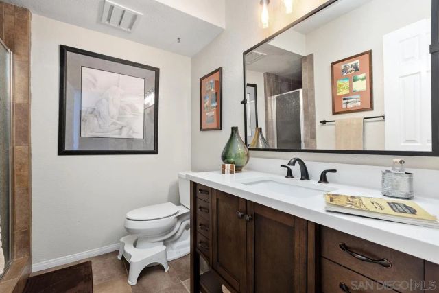 2520 Navarra Dr C, Carlsbad, CA 92009