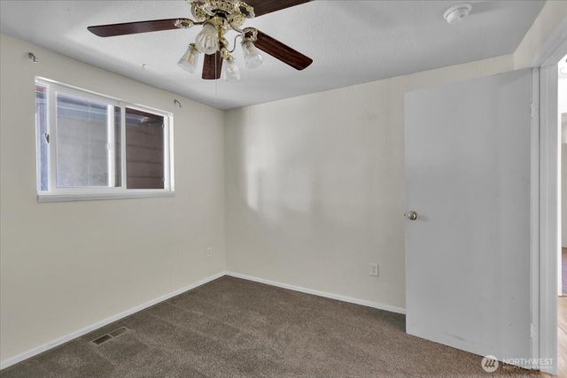 1621 113th Street S, Tacoma, WA 98444