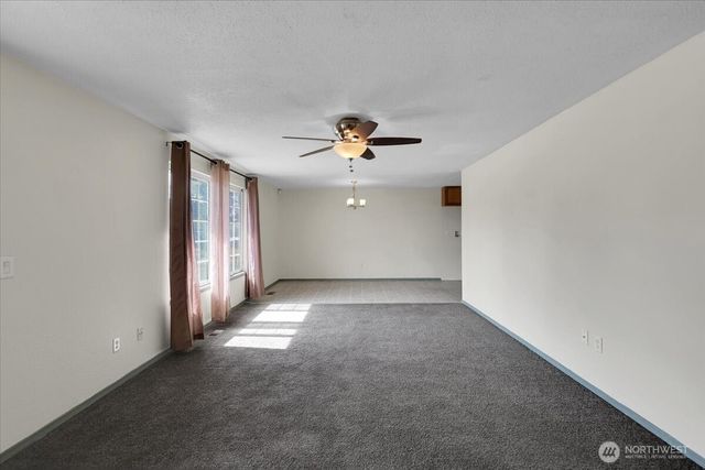 1621 113th Street S, Tacoma, WA 98444