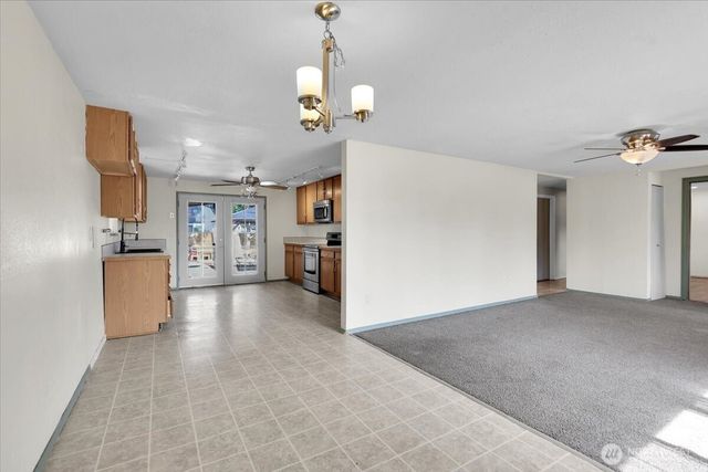 1621 113th Street S, Tacoma, WA 98444