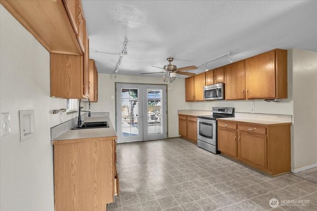1621 113th Street S, Tacoma, WA 98444