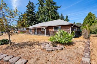 1621 113th Street S, Tacoma, WA 98444