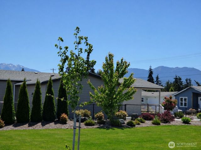 926 N Rock Rose Avenue, Sequim, WA 98382
