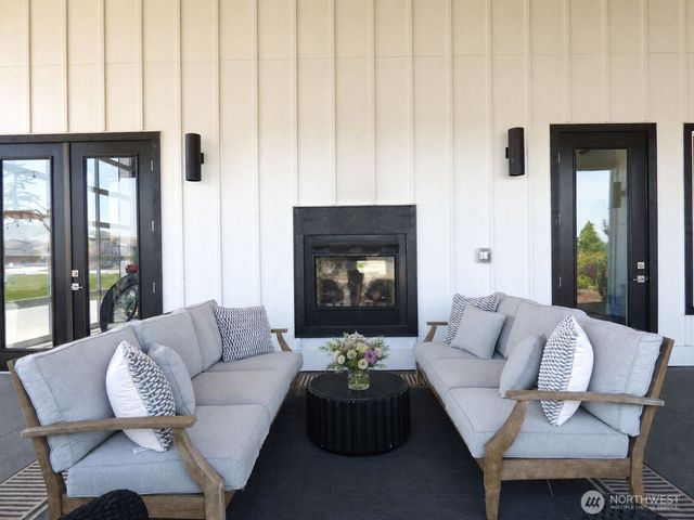 926 N Rock Rose Avenue, Sequim, WA 98382