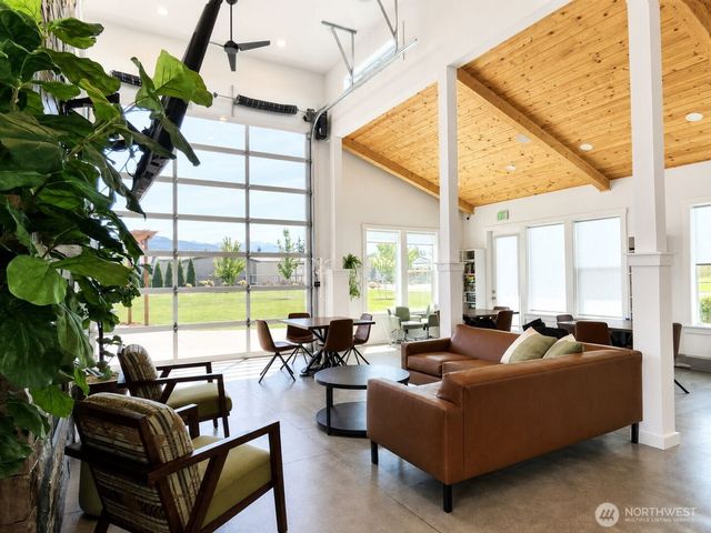 926 N Rock Rose Avenue, Sequim, WA 98382