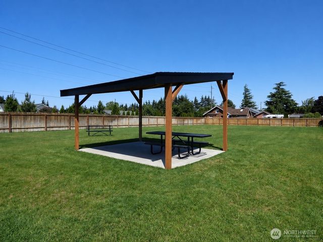926 N Rock Rose Avenue, Sequim, WA 98382