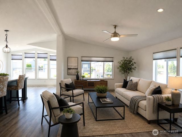 926 N Rock Rose Avenue, Sequim, WA 98382