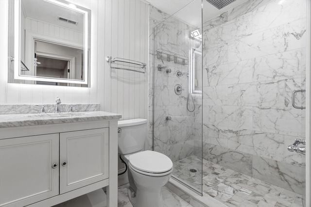 160 W Broadway 202, Boston, MA 02127