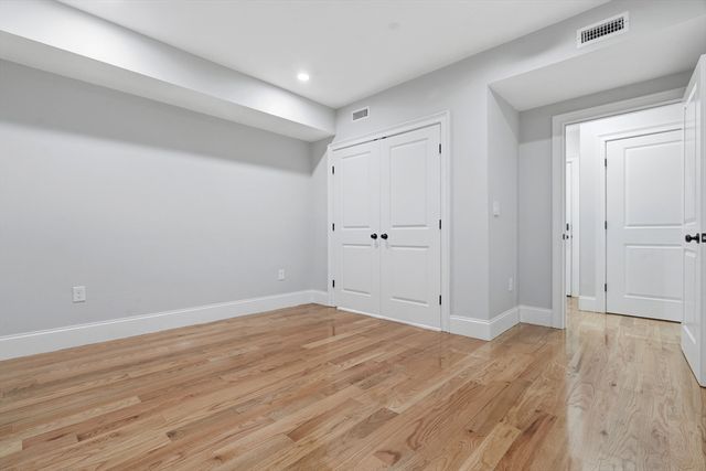 160 W Broadway 202, Boston, MA 02127