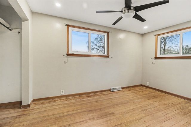 29025 King Road, Romulus, MI 48174