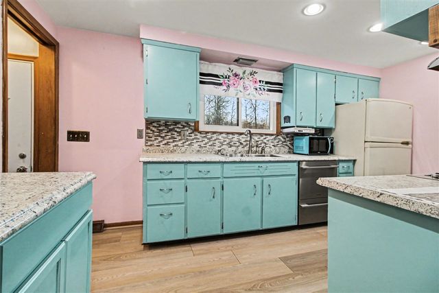 29025 King Road, Romulus, MI 48174