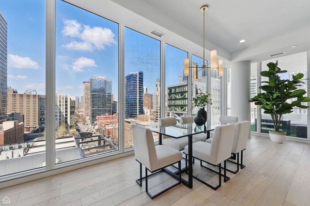 146 W Erie Street 403, Chicago, IL 60654