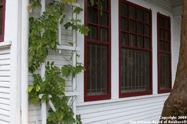 120 DELAWARE ST, San Antonio, TX 78210