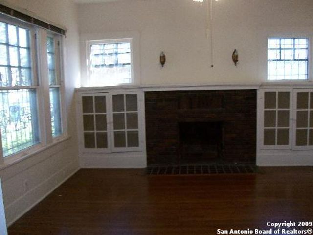 120 DELAWARE ST, San Antonio, TX 78210