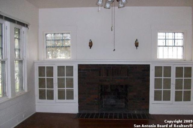 120 DELAWARE ST, San Antonio, TX 78210