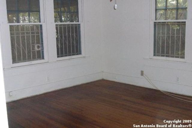 120 DELAWARE ST, San Antonio, TX 78210