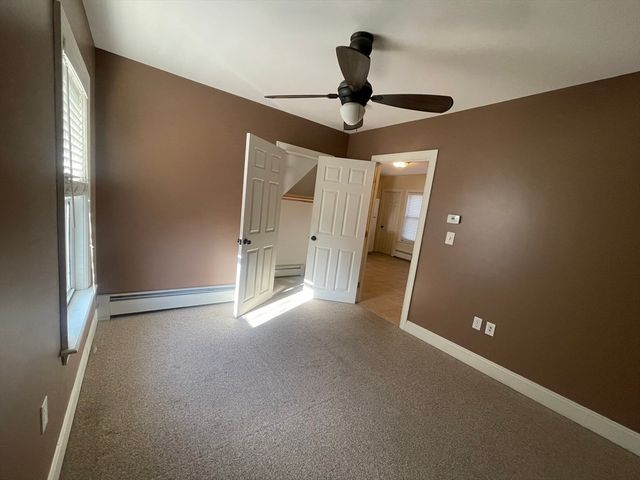 363 Shrewsbury 2, Worcester, MA 01604