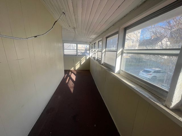 363 Shrewsbury 2, Worcester, MA 01604