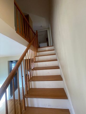 363 Shrewsbury 2, Worcester, MA 01604