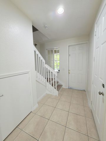 6282 S Military Trail 701, Lake Worth, FL 33463