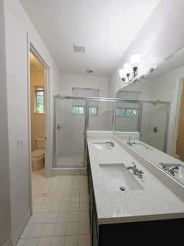 6282 S Military Trail 701, Lake Worth, FL 33463
