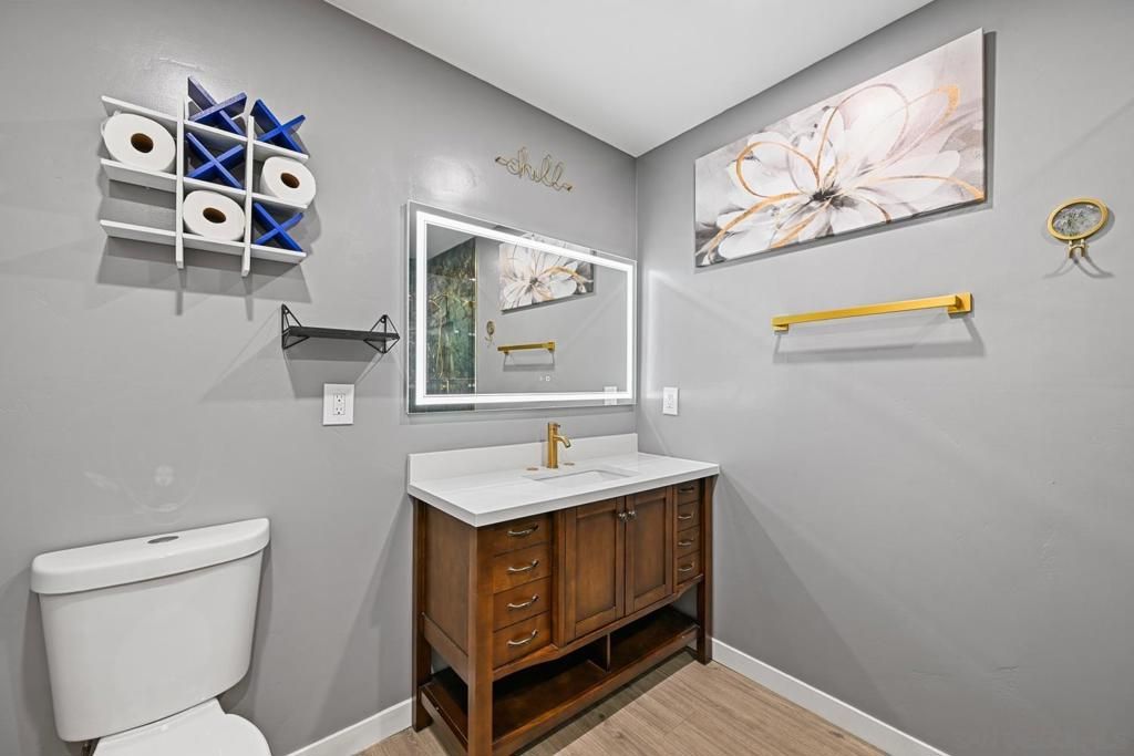 Image 15 of property listing at 1737 Republic, San Diego, CA 92114